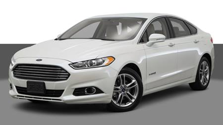 2016-Ford-Fusion-front-angle3_10158_089_640x480