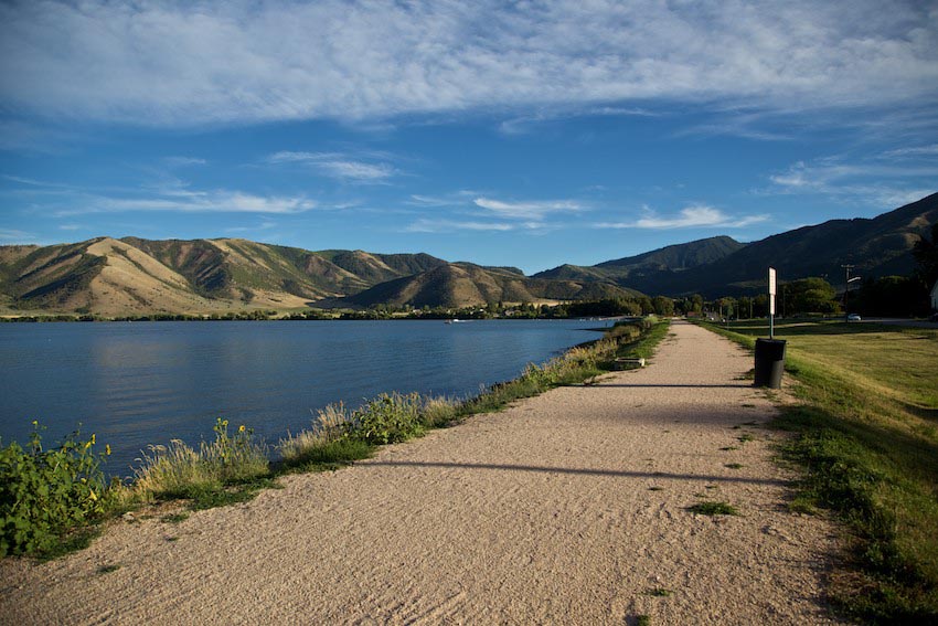 are dogs allowed at mantua reservoir