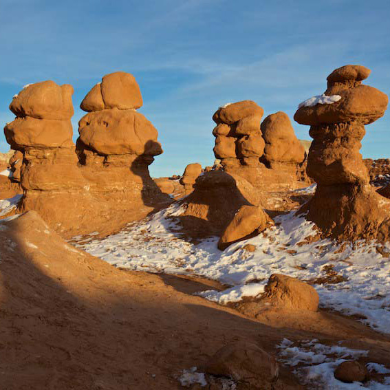 are dogs allowed in goblin valley state park