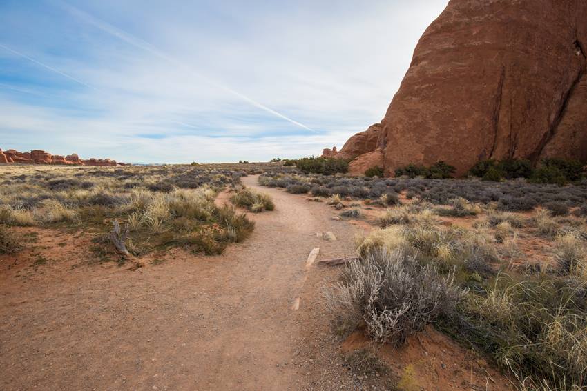 Sand Dune Arch Healthy Trail Guides Intermountain Live Well