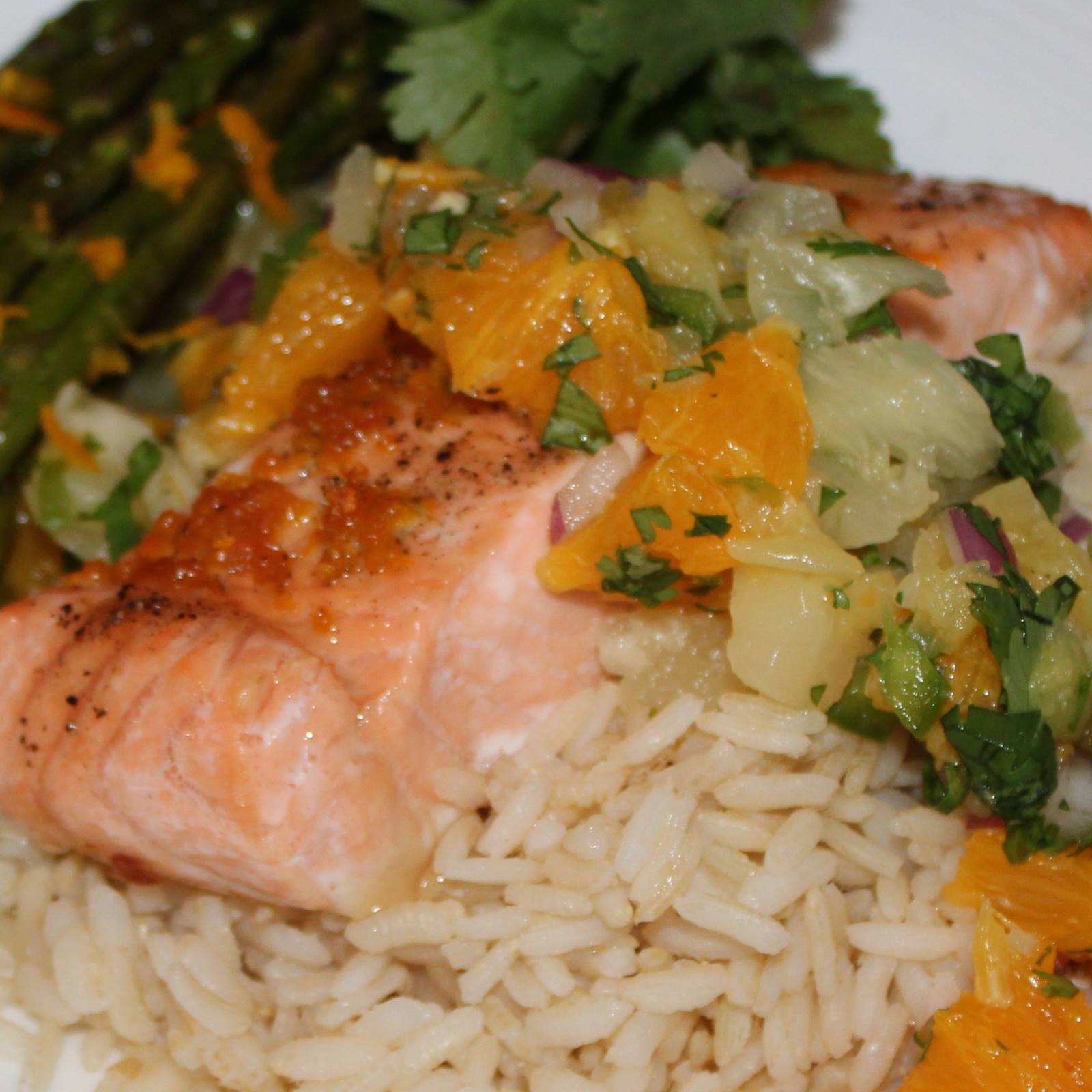 Salmon with Fruit Salsa, Roasted Asparagus, and Brown Rice Eat Well