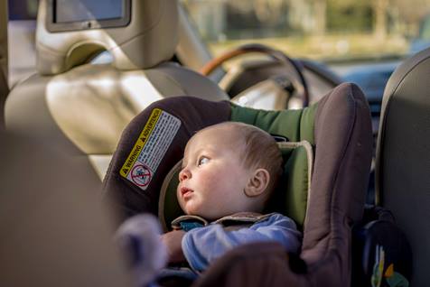 Child Rear Facing, How Old Does A Baby Have To Be Sit Front Facing In Car Seat