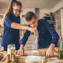 kids in the kitchen square