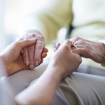 geriatrics-hand-holding