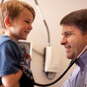 pediatrics-doctor-boy-stethoscope-_MG_4555-square
