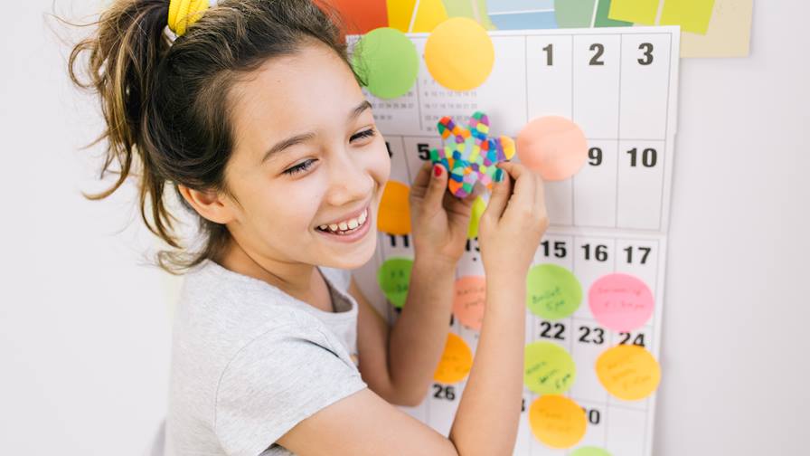 Setting a regular schedule for your kids during the summer