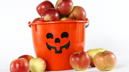 Healthy Options for Halloween Party and Trick-Or-Treating Treats