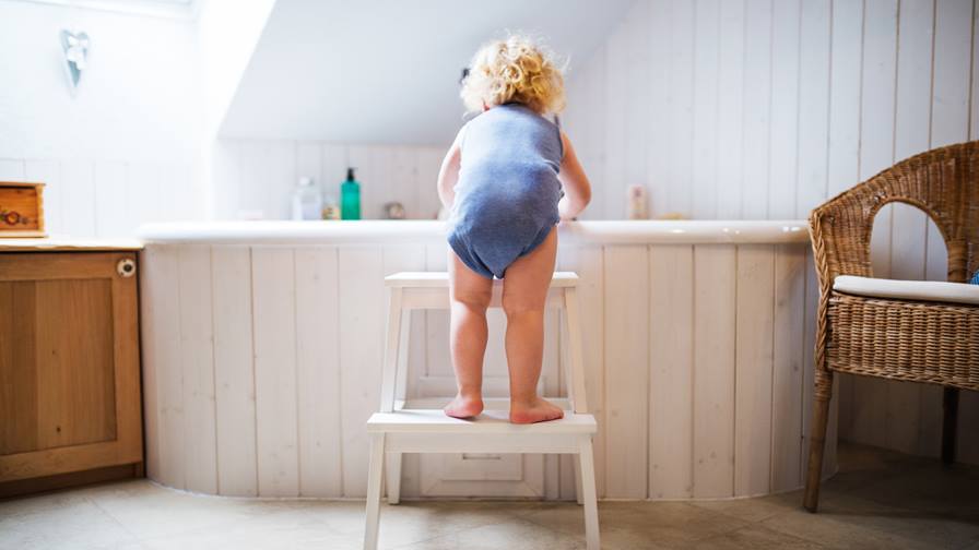 3 Important Baby Bathtub Safety Tips