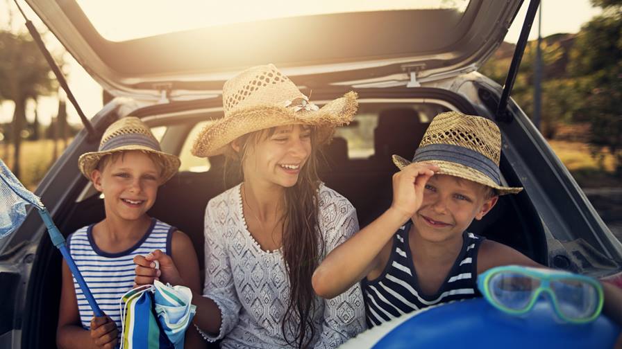 Road Trip Games to Play in the Car With Your Kids