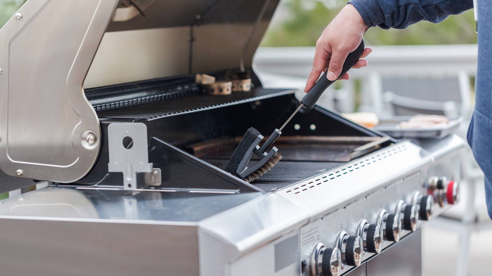 12 Grill safety tips