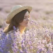 Woman-Smelling-lavendar